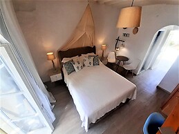 Sea Side Studios & Houses