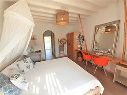 Sea Side Studios & Houses