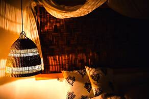 Sea Side Studios & Houses