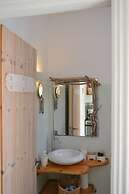 Sea Side Studios & Houses