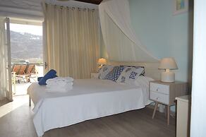 Sea Side Studios & Houses