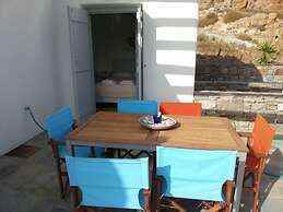 Sea Side Studios & Houses