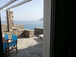 Sea Side Studios & Houses