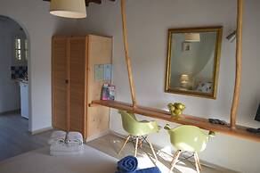 Sea Side Studios & Houses