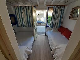 Sea Side Studios & Houses