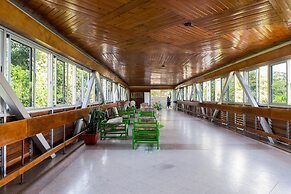 Sky View Beach Studio - Montego Bay Club