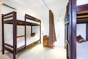 Nyuh Gading Home Stay Lembongan