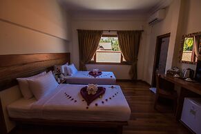 River Top Lodge