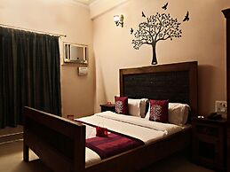 OYO 1656 Hotel Mandela House