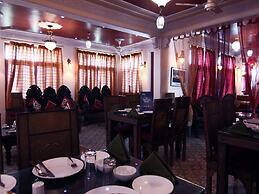 OYO 1656 Hotel Mandela House