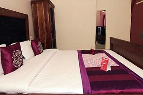 OYO 1656 Hotel Mandela House