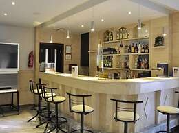 Dimitris Paritsa Hotel