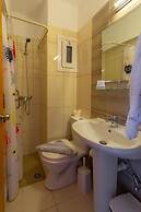 Dimitris Paritsa Hotel