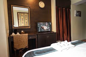 Baan Sukhumvit Soi 20