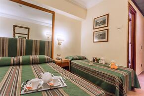Raeli Hotel Archimede