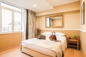 Raeli Hotel Archimede