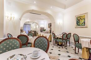 Raeli Hotel Archimede