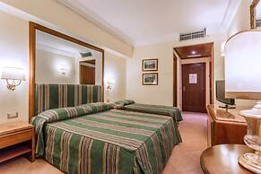 Raeli Hotel Archimede