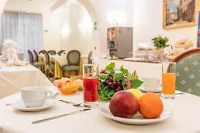 Raeli Hotel Archimede