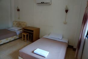 Mixok Guesthouse