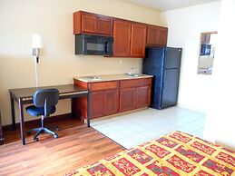 Crossroads Inn & Suites