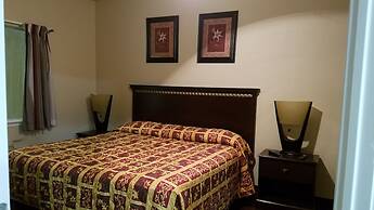 Crossroads Inn & Suites
