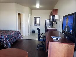 Crossroads Inn & Suites