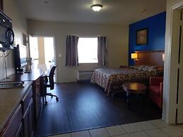 Crossroads Inn & Suites