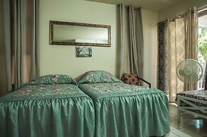 Starfish Beach Studio At Montego Bay Club Resort