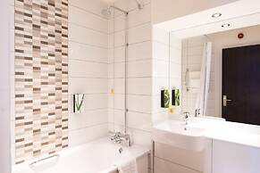 Premier Inn Basingstoke Town Centre