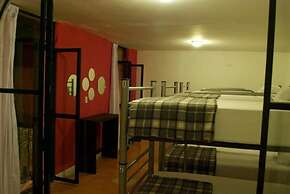 Hostal Punto 79 - Hostel
