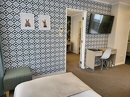 Asure Destiny on Fitzherbert Motel