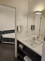 Asure Destiny on Fitzherbert Motel