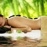 Floating Leaf Eco-Luxury Retreat