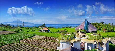 Floating Leaf Eco-Luxury Retreat