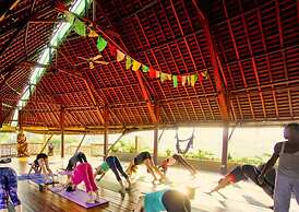 Floating Leaf Eco-Luxury Retreat