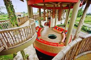 Floating Leaf Eco-Luxury Retreat