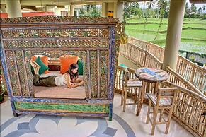 Floating Leaf Eco-Luxury Retreat