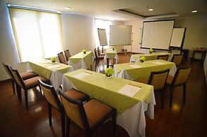 Hotel Kamana Sanctuary Resort and Spa