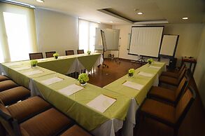 Hotel Kamana Sanctuary Resort and Spa