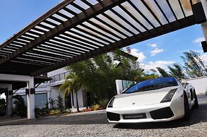 Hotel Kamana Sanctuary Resort and Spa