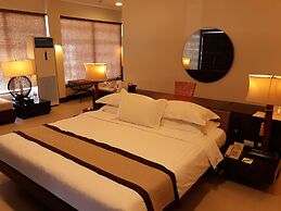 Hotel Kamana Sanctuary Resort and Spa