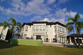 Hotel Kamana Sanctuary Resort and Spa