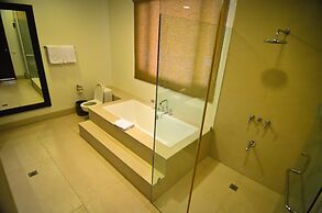 Hotel Kamana Sanctuary Resort and Spa