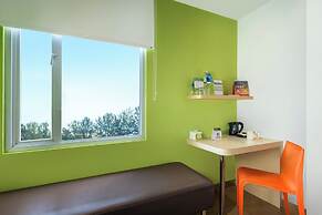 Zest Harbour Bay Batam by Swiss-Belhotel International