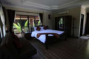 Little Teak Home Stay