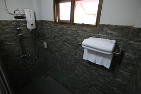 Little Teak Home Stay