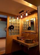 Suriwong Chumphon Hotel