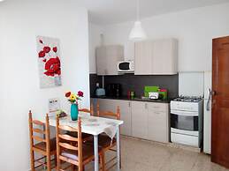 Elenapa Holiday Apartments