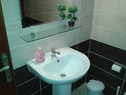 Elenapa Holiday Apartments